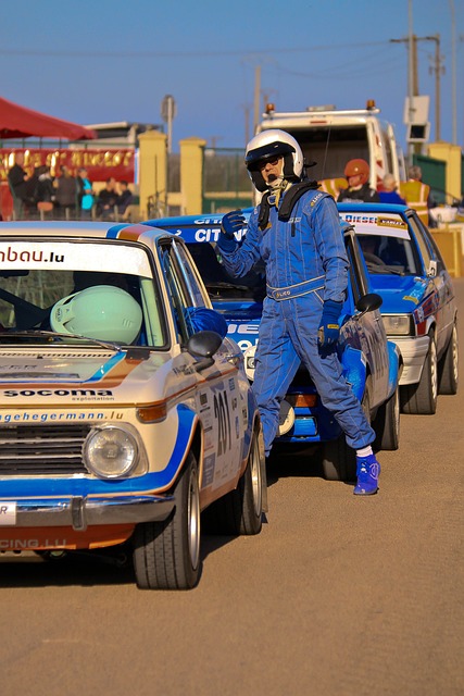 伊万米卢同框观战U20 国足主帅为新发现欣喜.